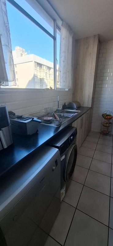 2 Bedroom Property for Sale in Goodwood Central Western Cape